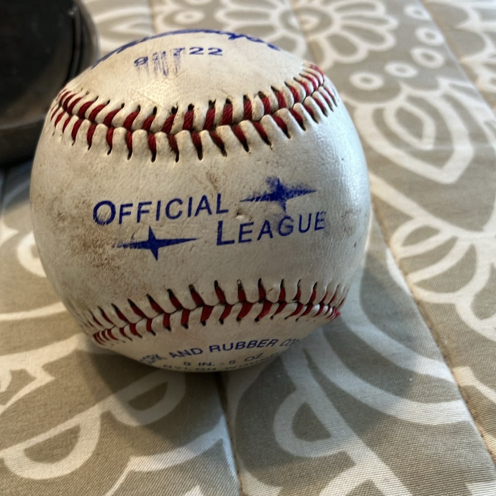 MacGregor Baseball official league